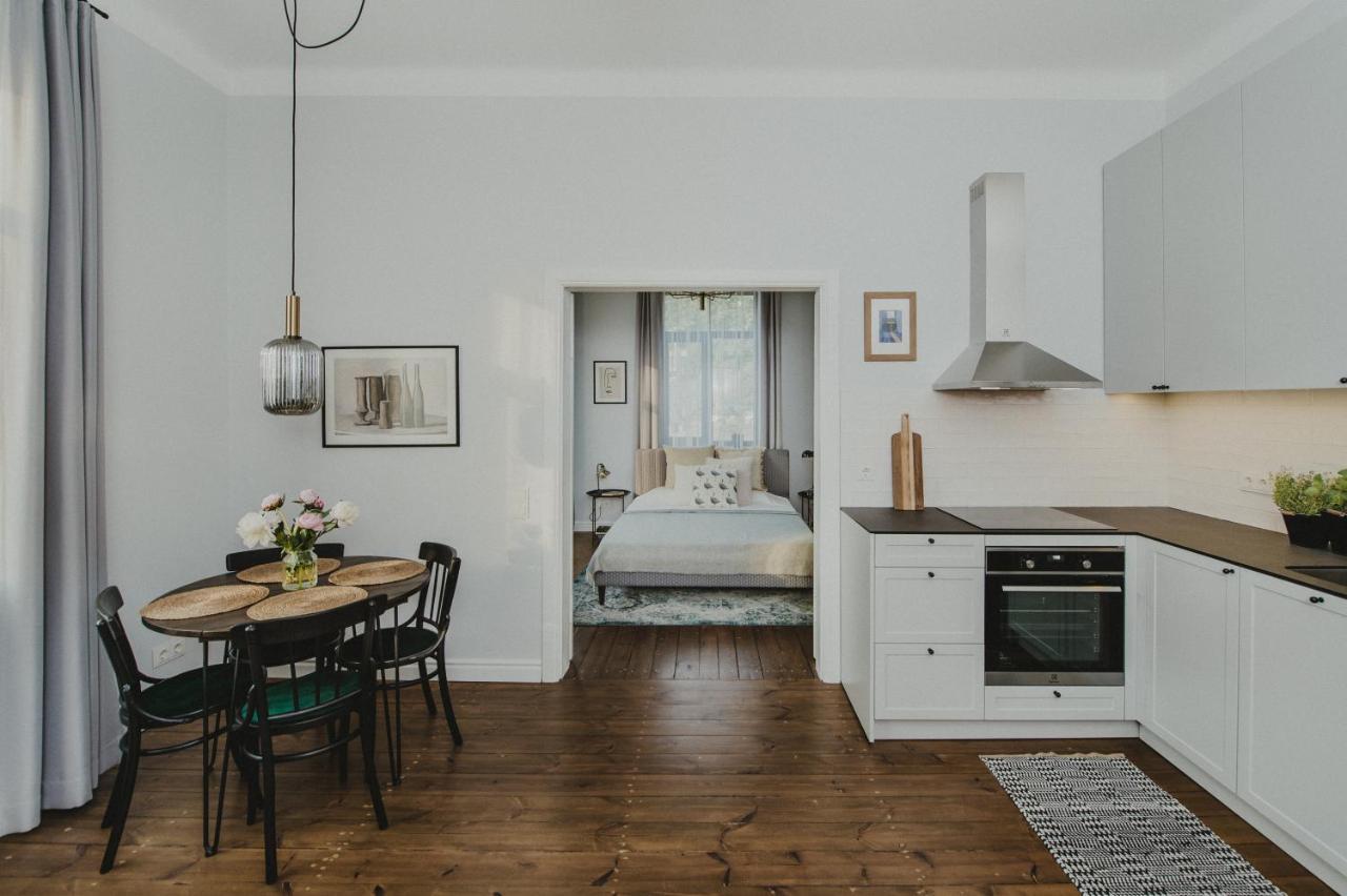 Cozy Apartment Near Zalgirio Arena By Urban Rent Kaunas Kültér fotó