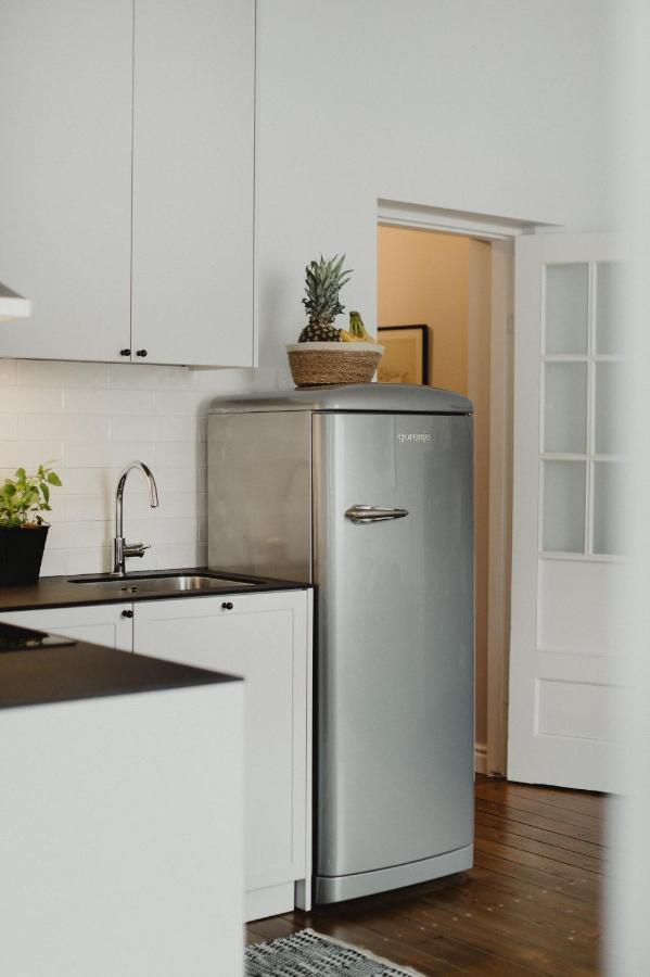 Cozy Apartment Near Zalgirio Arena By Urban Rent Kaunas Kültér fotó